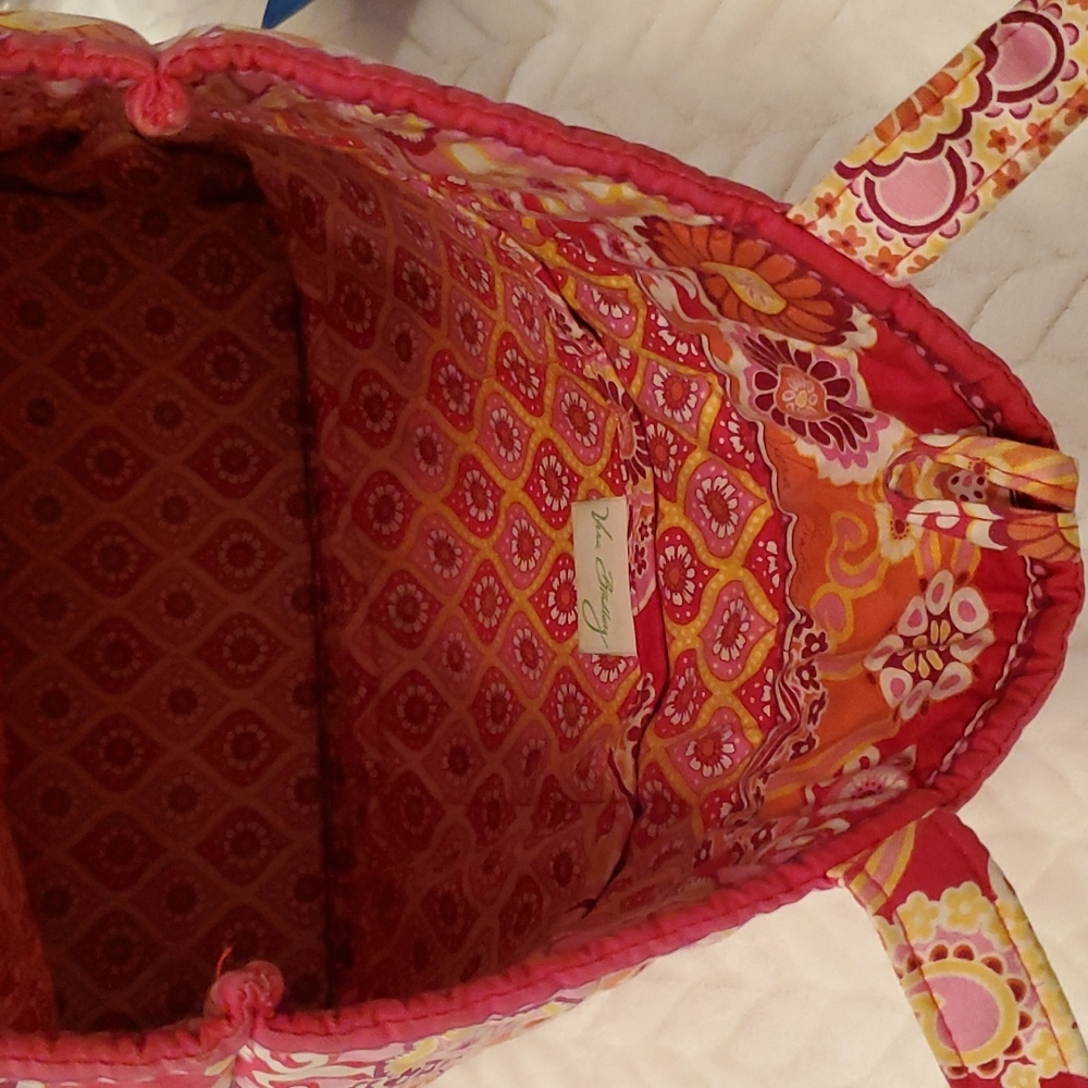 Vera Bradley Quilted Tote Bag.  Great Condition! - Picture 3 of 5